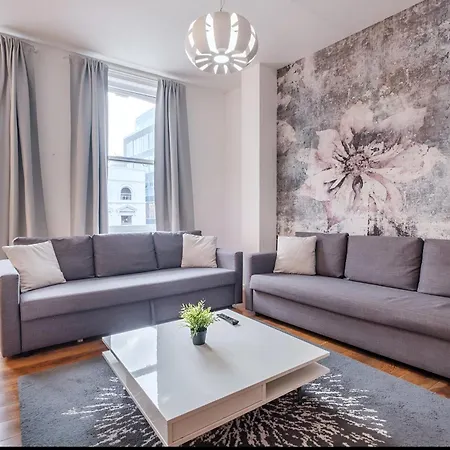 Oxford Street Apartments By Advan